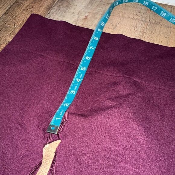 Lululemon Ebb & Flow Ruched Cropped Burgundy Leggings Size 6 - Picture 5 of 9